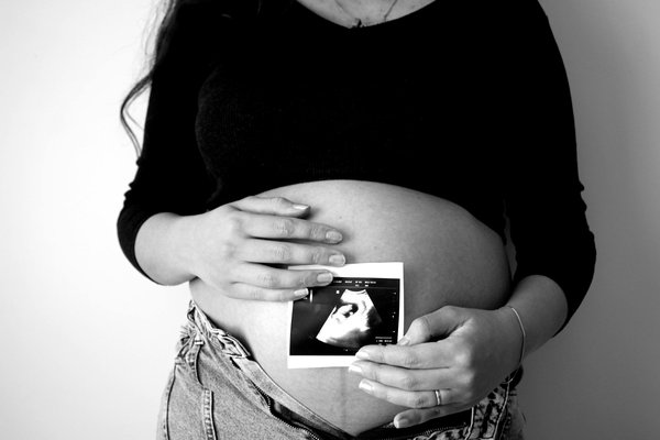 L'importance de la surveillance médicale pour prévenir les risques cardiovasculaires chez les seniors